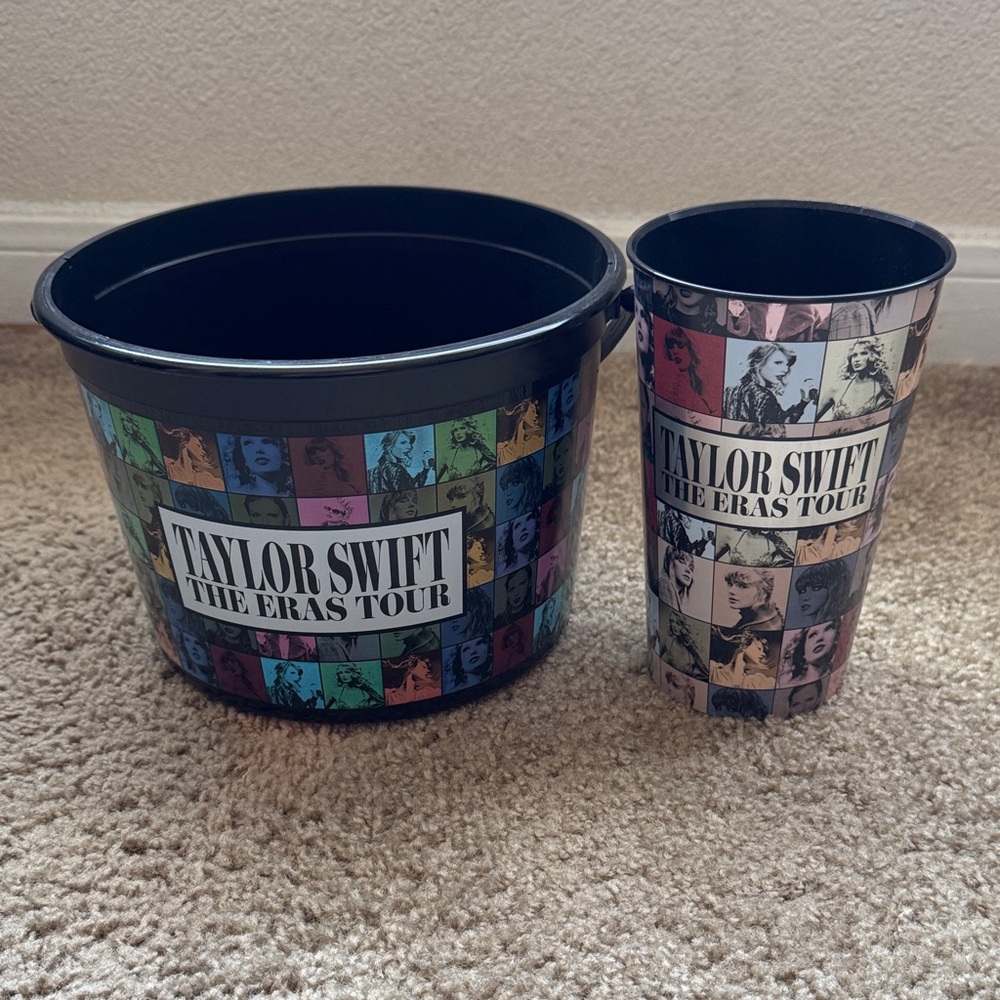 Taylor Swift The Eras Tour Black Serveware Set